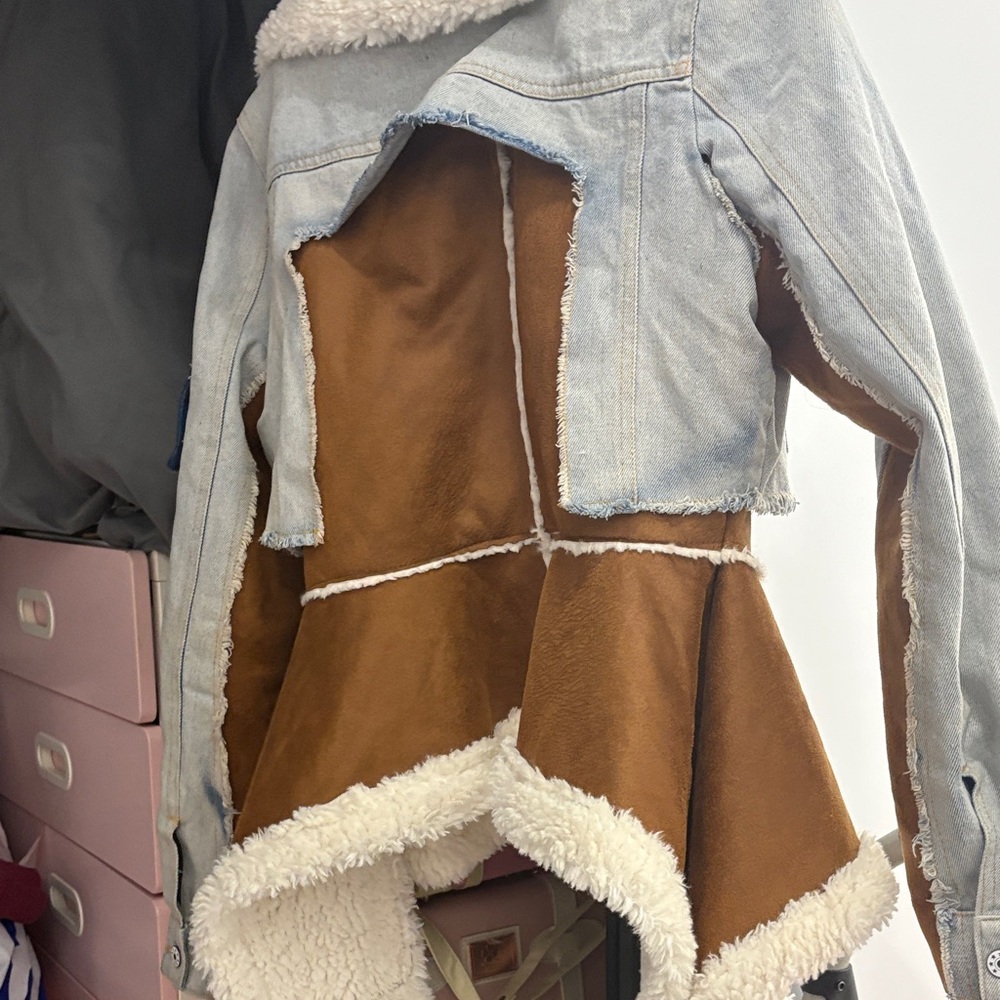 AKIRA Denim and Shearling Patchwork Jacket - image 5